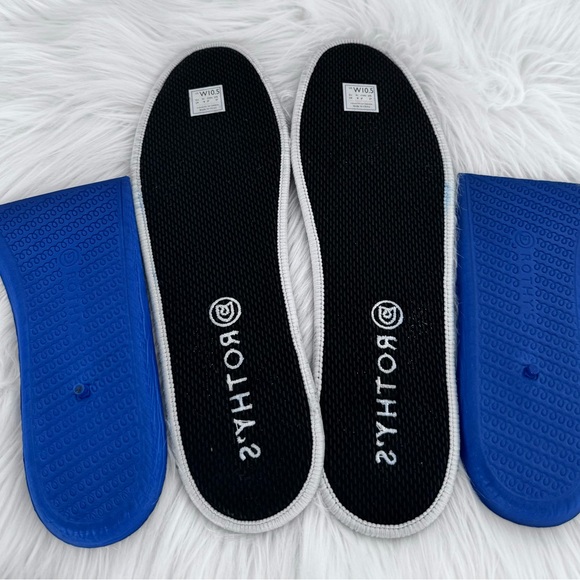 Rothy's Salt White Honeycomb Knit
Women's Sneakers 10.5 - Picture 13 of 13